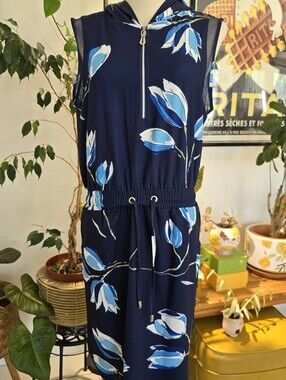 NWT Orly Hooded Swim Cover Up Navy Blue Floral Resort Medium